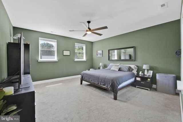 8215 ATHENA LN, Severn, MD 21144