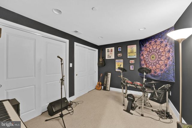 8215 ATHENA LN, Severn, MD 21144