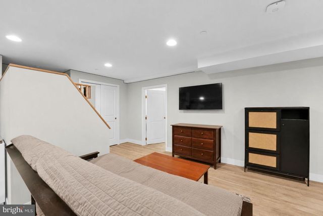 8215 ATHENA LN, Severn, MD 21144