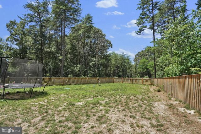 8215 ATHENA LN, Severn, MD 21144