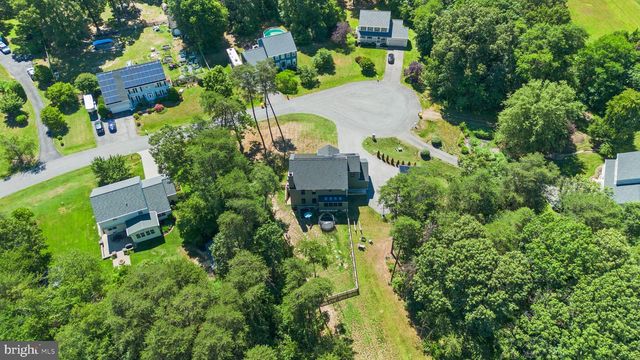8215 ATHENA LN, Severn, MD 21144