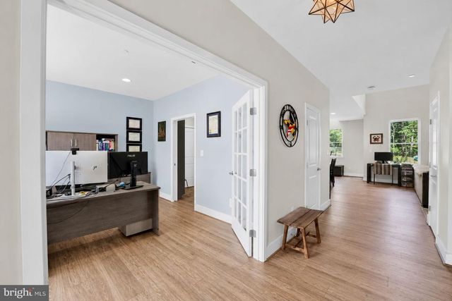 8215 ATHENA LN, Severn, MD 21144