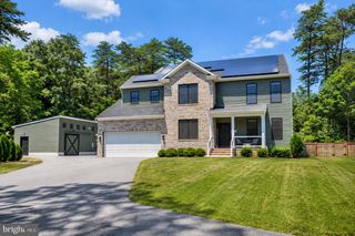 8215 ATHENA LN, Severn, MD 21144