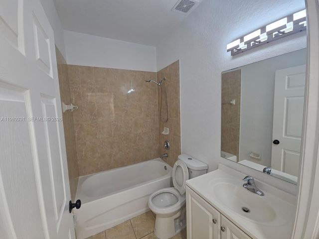 10919 SW 182nd Ln, Miami, FL 33157