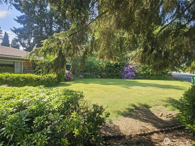 6933 51st Avenue NE, Marysville, WA 98270