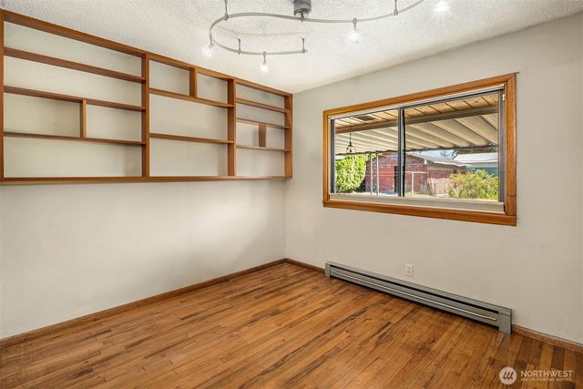 6933 51st Avenue NE, Marysville, WA 98270