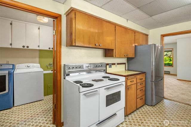 6933 51st Avenue NE, Marysville, WA 98270