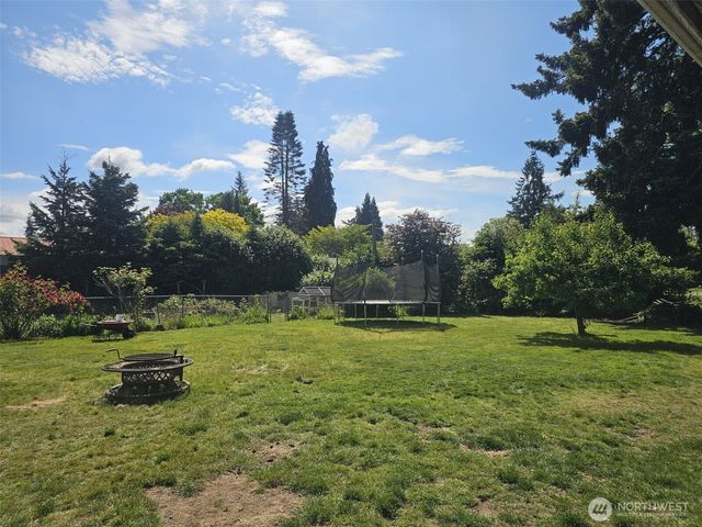 6933 51st Avenue NE, Marysville, WA 98270