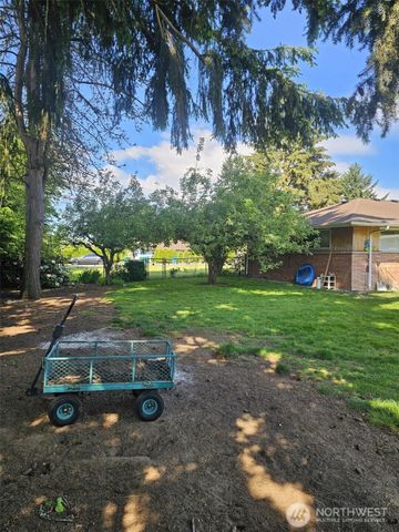 6933 51st Avenue NE, Marysville, WA 98270