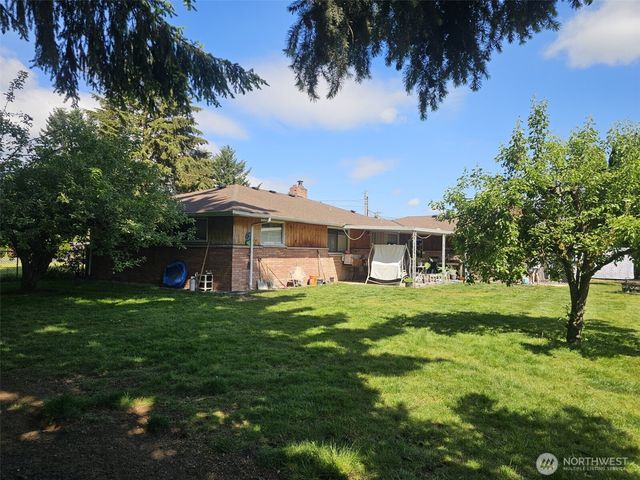 6933 51st Avenue NE, Marysville, WA 98270