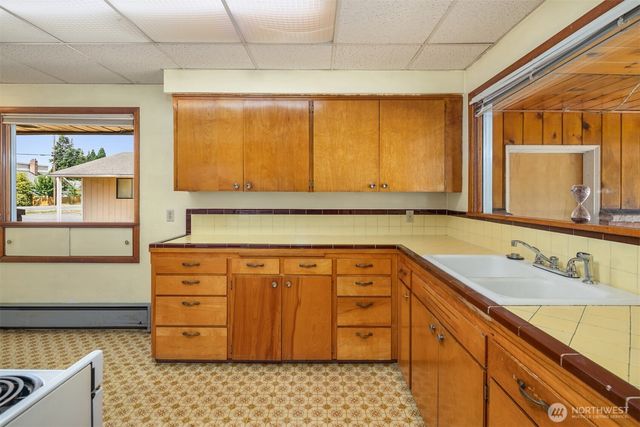 6933 51st Avenue NE, Marysville, WA 98270