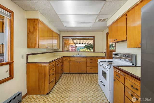 6933 51st Avenue NE, Marysville, WA 98270