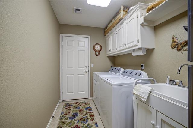 4153 Pine Hill Road, Norman, OK 73072