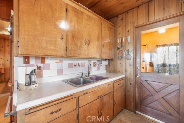 533 Villa Grove, Other - See Remarks, CA 92314