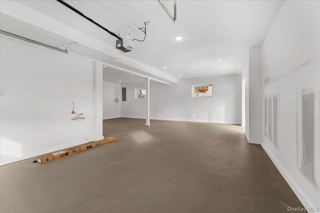 56 Oregon Street, Long Beach, NY 11561