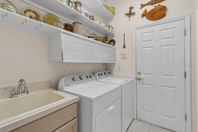 7192 RUE DE PALISADES 12, Sarasota, FL 34238