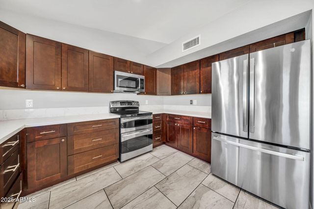 5044 E PARADISE Lane, Scottsdale, AZ 85254