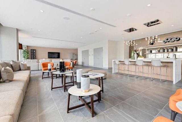 5350 NW 84th Ave 1604, Doral, FL 33166