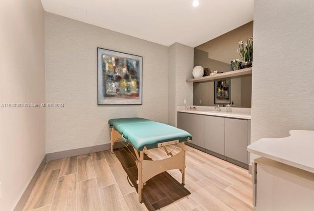 5350 NW 84th Ave 1604, Doral, FL 33166