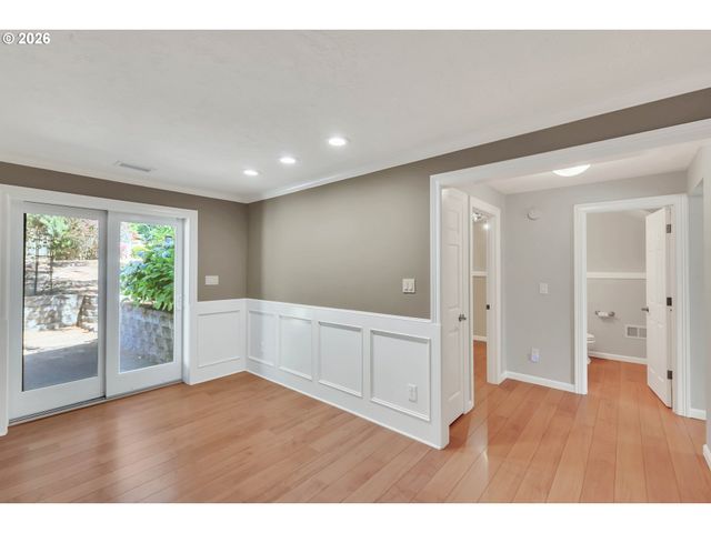 1995 Sw 27TH Dr, Gresham, OR 97080