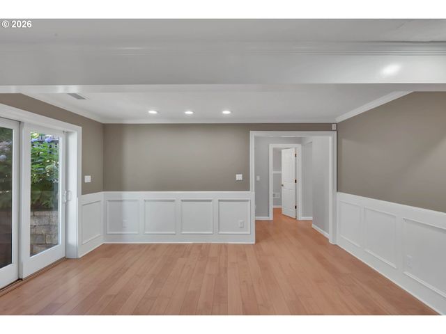 1995 Sw 27TH Dr, Gresham, OR 97080