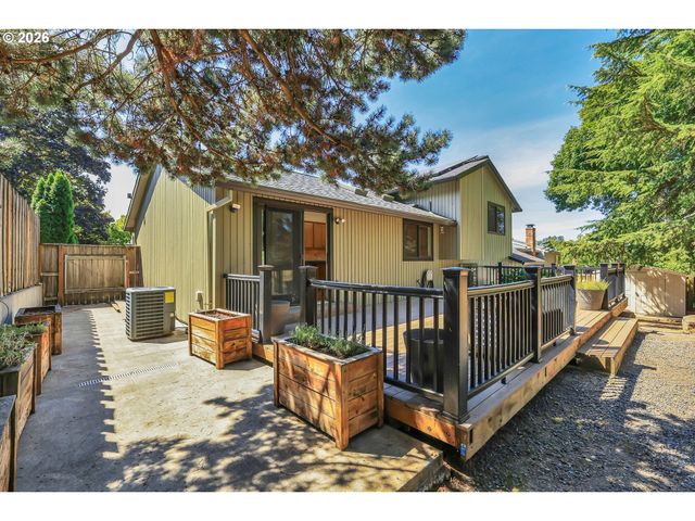 1995 Sw 27TH Dr, Gresham, OR 97080