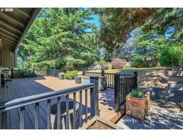 1995 Sw 27TH Dr, Gresham, OR 97080