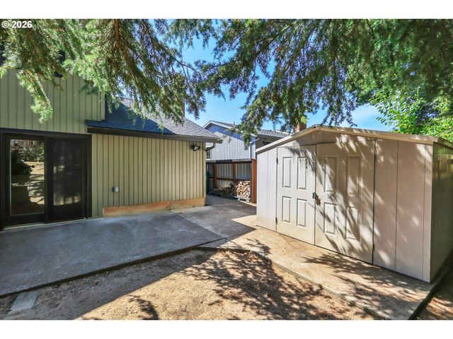 1995 Sw 27TH Dr, Gresham, OR 97080