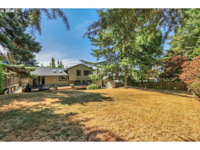 1995 Sw 27TH Dr, Gresham, OR 97080