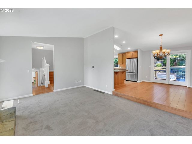 1995 Sw 27TH Dr, Gresham, OR 97080