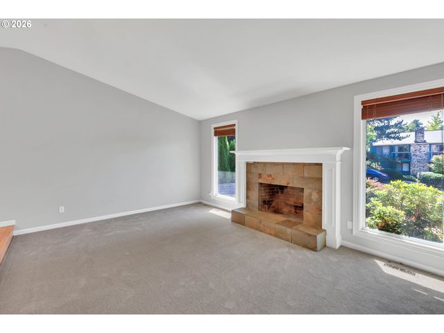 1995 Sw 27TH Dr, Gresham, OR 97080