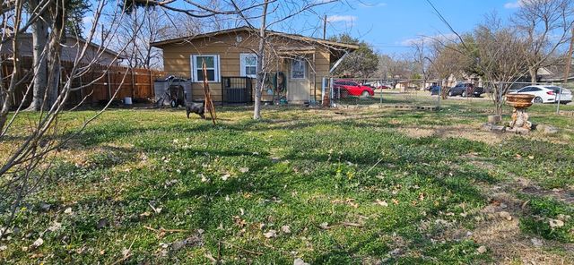 1201 Crest Park Drive, Mesquite, TX 75149