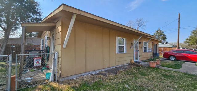 1201 Crest Park Drive, Mesquite, TX 75149