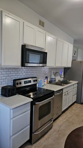 1201 Crest Park Drive, Mesquite, TX 75149