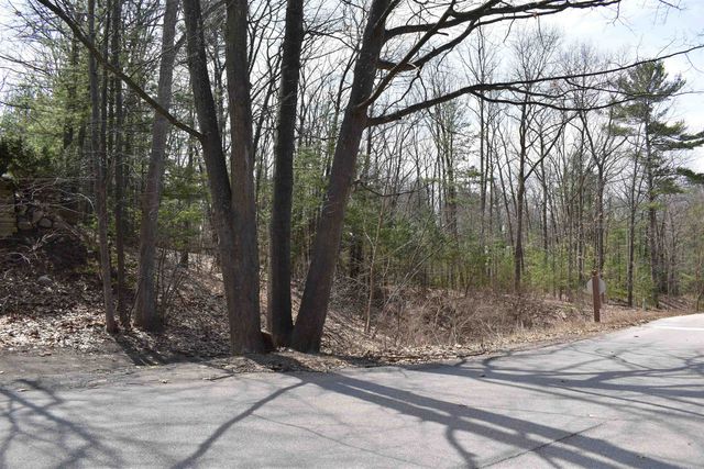 377 Peninsula Knolls Lane, Traverse City, MI 49686