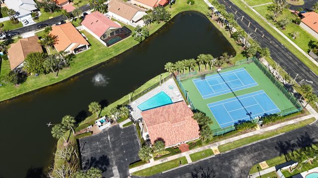 186 Citrus Trail Circle, Boynton Beach, FL 33436