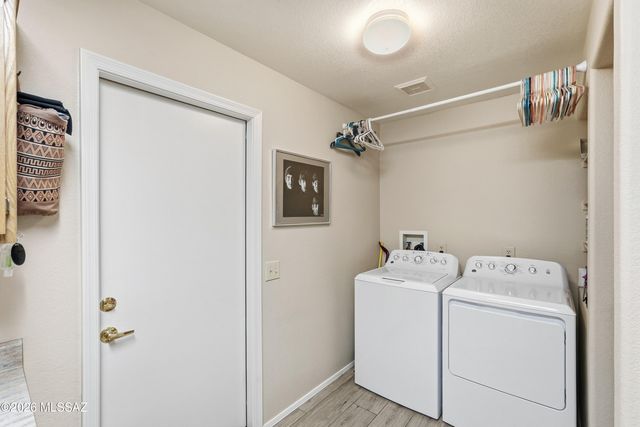 64203 E Whispering Tree Lane, Tucson, AZ 85739