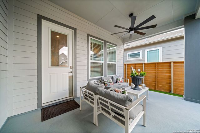620 N Guenther, New Braunfels, TX 78130