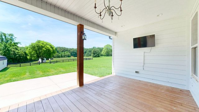 150 Edie Mae Ln, Winchester, TN 37398