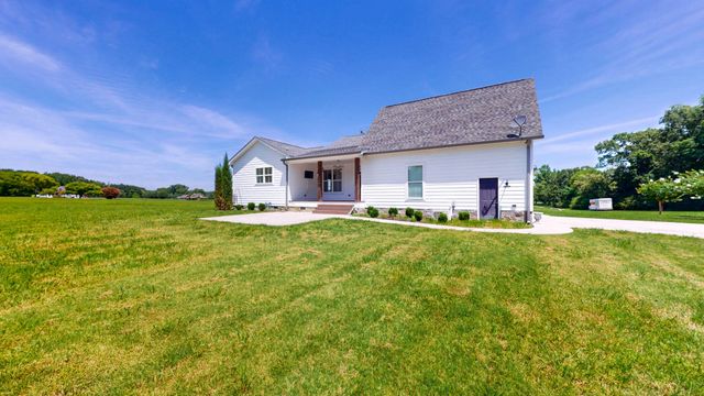 150 Edie Mae Ln, Winchester, TN 37398