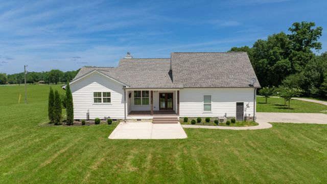 150 Edie Mae Ln, Winchester, TN 37398