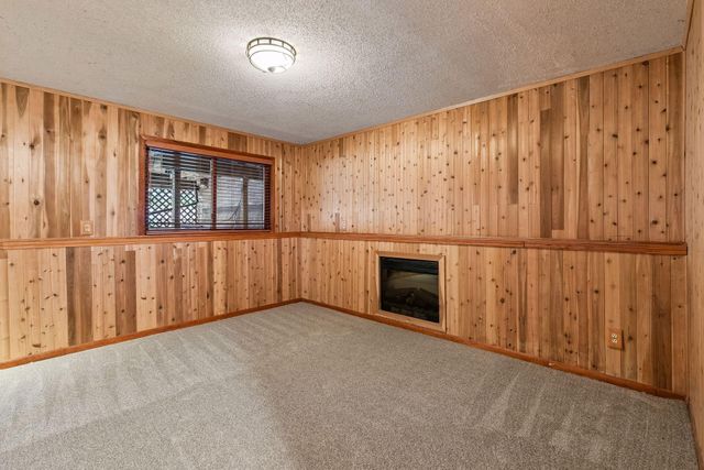 13225 Court Place, Burnsville, MN 55337