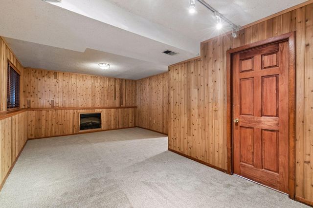 13225 Court Place, Burnsville, MN 55337