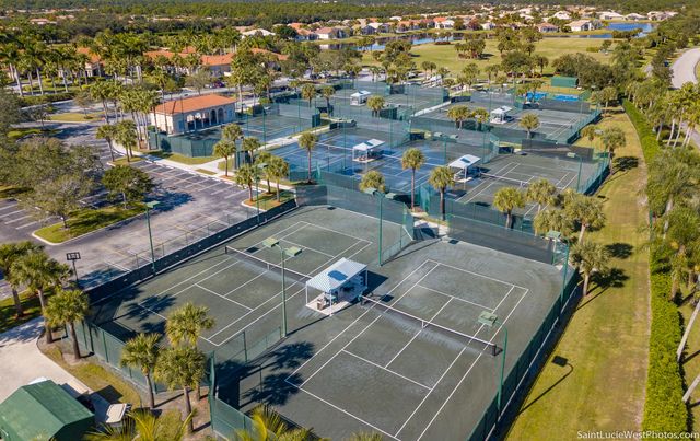 431 NW Cool Water Court, Port St. Lucie, Port St Lucie, FL 34986