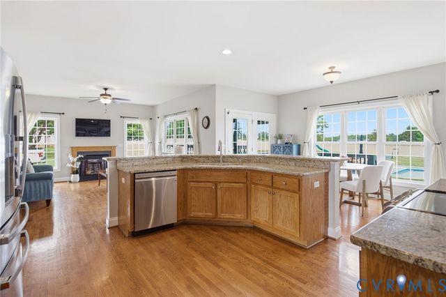 11551 Granary Hills Dr, Amelia Courthouse, VA 23002