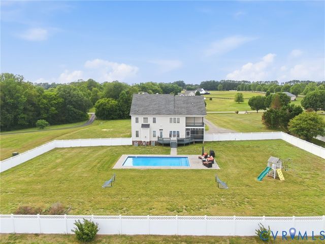11551 Granary Hills Dr, Amelia Courthouse, VA 23002