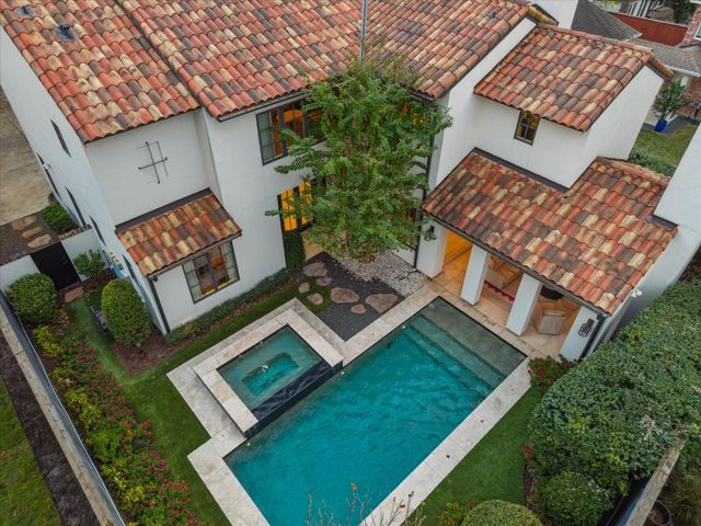 3214 Westheimer Road, Houston, TX 77098