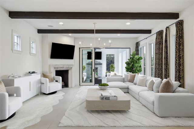 3214 Westheimer Road, Houston, TX 77098