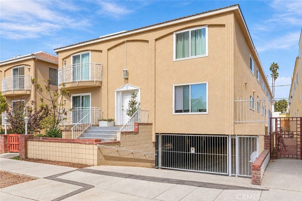 933 11th Street 9, Santa Monica, CA 90403 — exterior