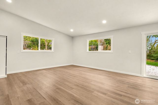 5306 26th Avenue S, Seattle, WA 98118